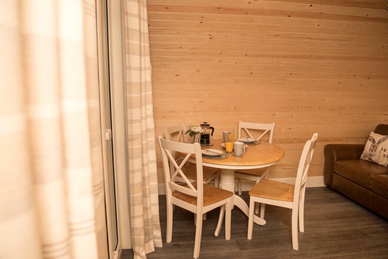 Braeside Retreats Villa เธอร์โซ ภายนอก รูปภาพ
